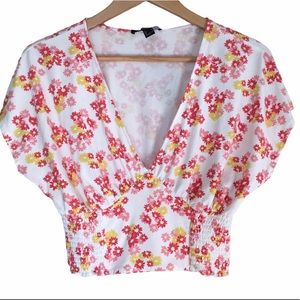 🌈 3/$25 NWT Forever 21 Floral Smocked Top  - Small